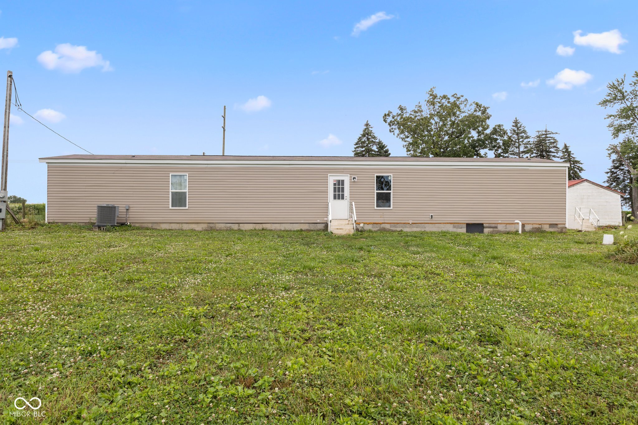 2316 East Division Road Hillsboro, IN 47949 - Photo 39 of 42 Gallery Image 39