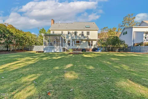 $775,000 | 407 Kettlebridge Drive, Cary, NC 27511