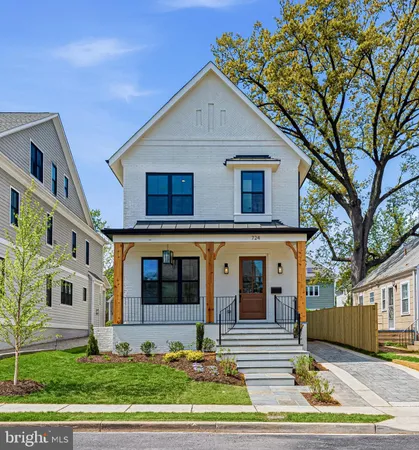 $2,599,000 | 724 North Cleveland Street, Arlington, VA 22201