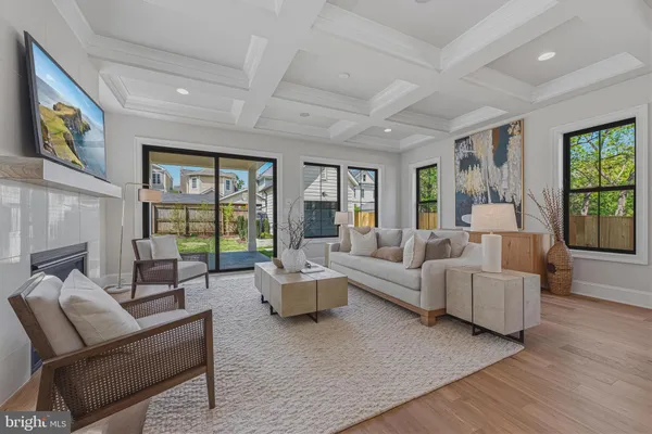 $2,599,000 | 724 North Cleveland Street, Arlington, VA 22201