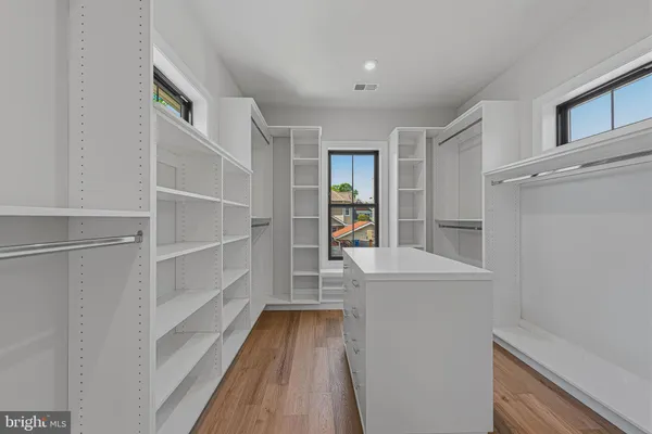 $2,599,000 | 724 North Cleveland Street, Arlington, VA 22201