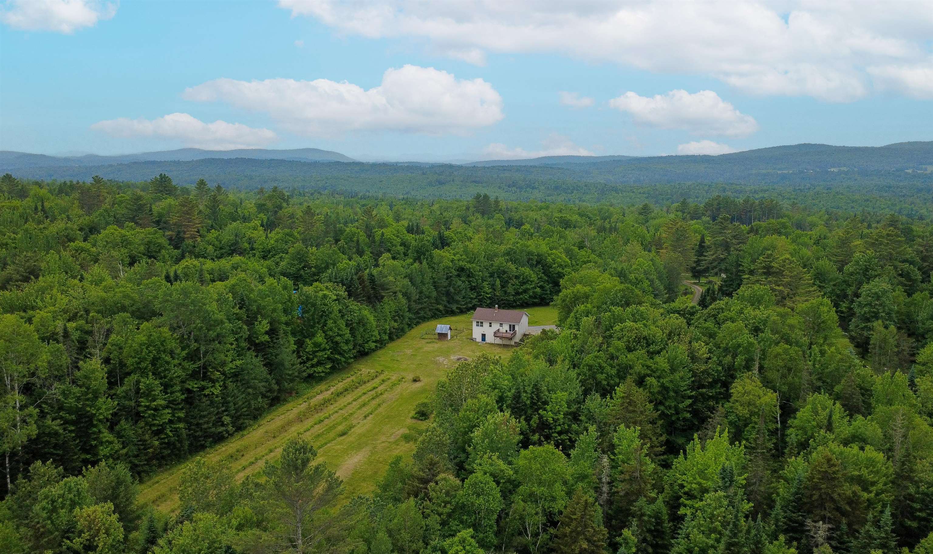 23 Hummingbird Lane Concord, VT 05824 - Photo 3 of 53 Gallery Image 3