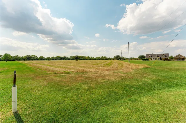 $360,000 | 33369 Black Falcon Court, Waller, TX 77484