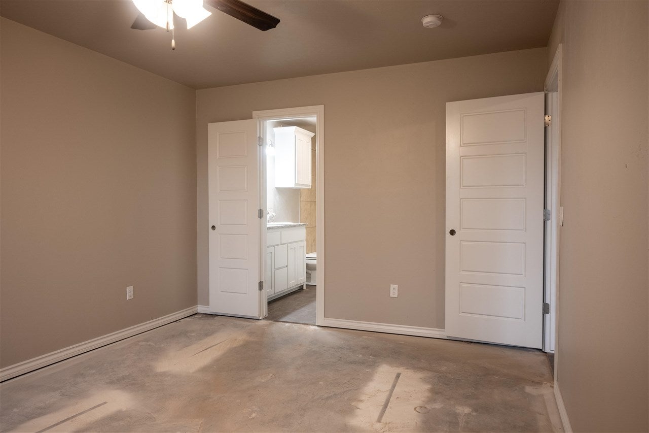410 Grove Street Perry, OK 73077 - Photo 7 of 10 Gallery Image 7