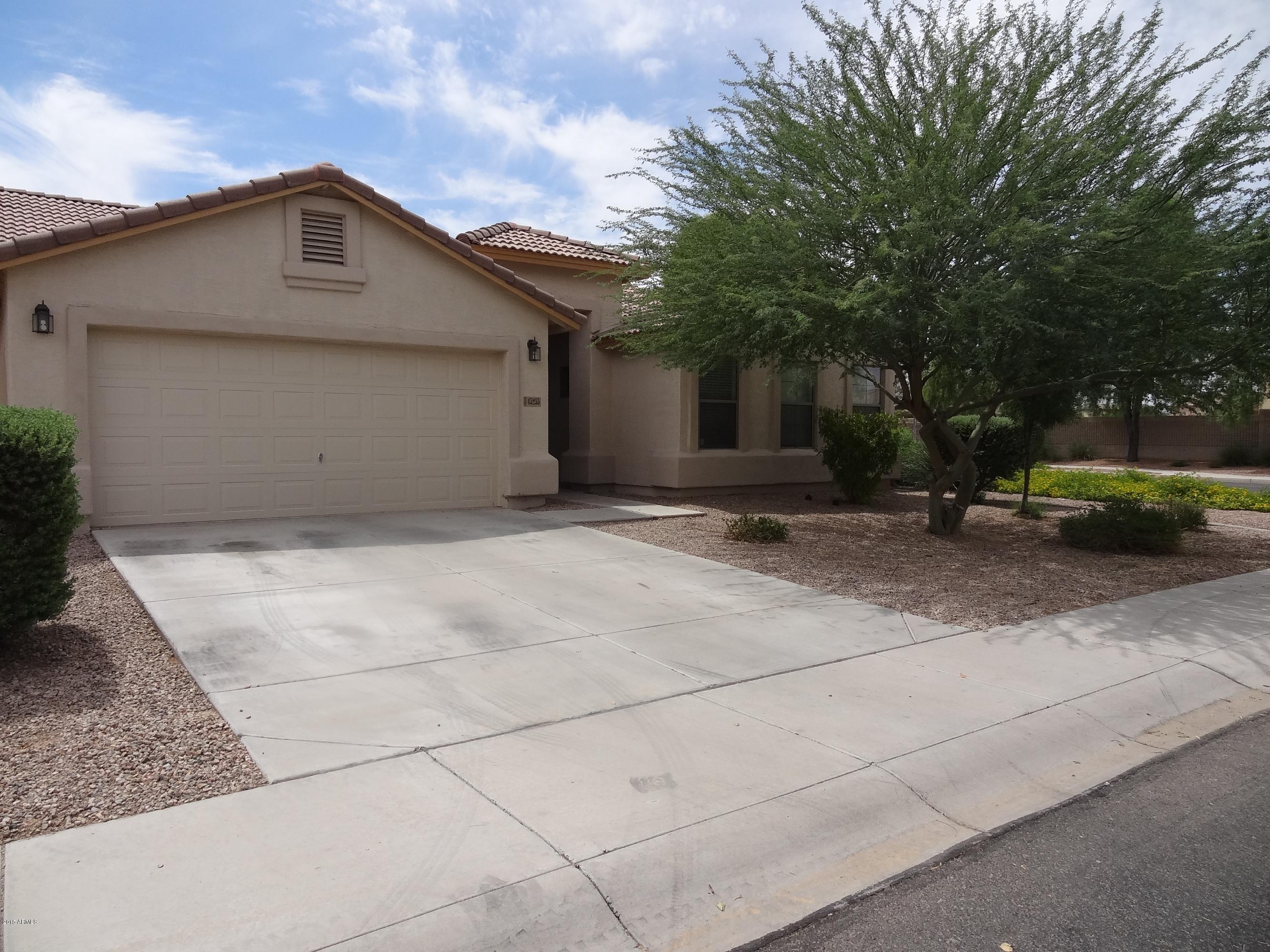 45255 West Rhea Road Maricopa, AZ 85139 - Photo 2 of 36 DSC01928