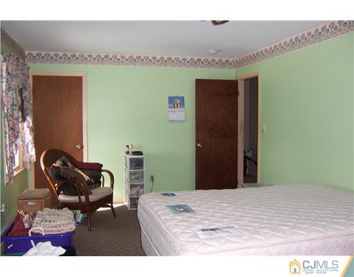 80 South Hill Road Colonia, NJ 07067 - Photo 13 of 25