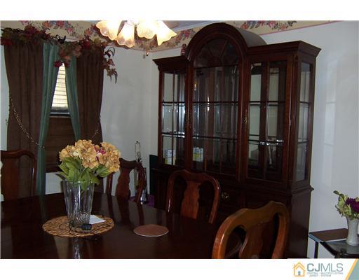 80 South Hill Road Colonia, NJ 07067 - Photo 6 of 25