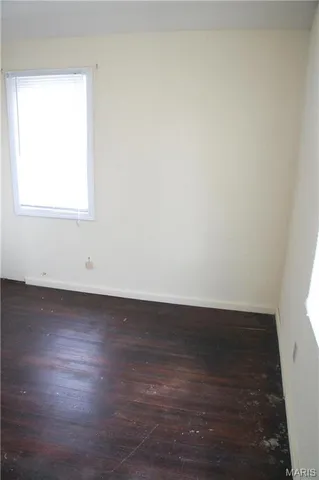 $675 | 106 West 5th S Street, Mount Olive, IL 62069