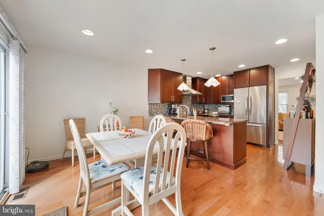 $325,000 | 840 Kings Croft Drive, Cherry Hill, NJ 08034