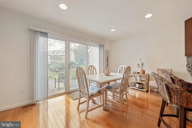 $325,000 | 840 Kings Croft Drive, Cherry Hill, NJ 08034