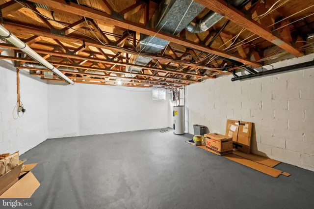 $325,000 | 840 Kings Croft Drive, Cherry Hill, NJ 08034