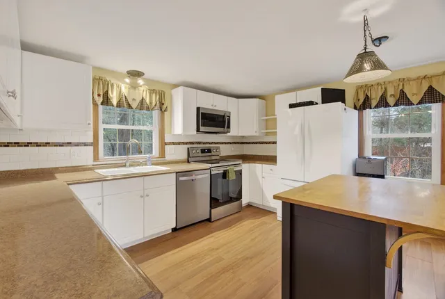 $575,500 | 20 Jakes Lane, Merrimack, NH 03054