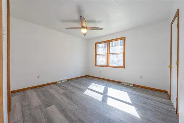 $299,900 | 206 Hague Lane, Uniontown, PA 15401