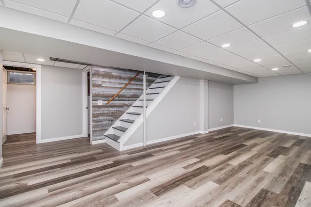 $345,000 | 805 Landsdowne Avenue, Portage, MI 49002