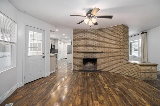 $345,000 | 805 Landsdowne Avenue, Portage, MI 49002