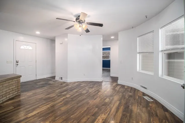 $345,000 | 805 Landsdowne Avenue, Portage, MI 49002