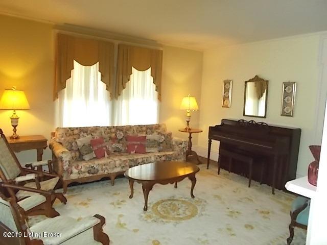1050 Bloomfield Road Bardstown, KY 40004 - Photo 11 of 27 Great den!