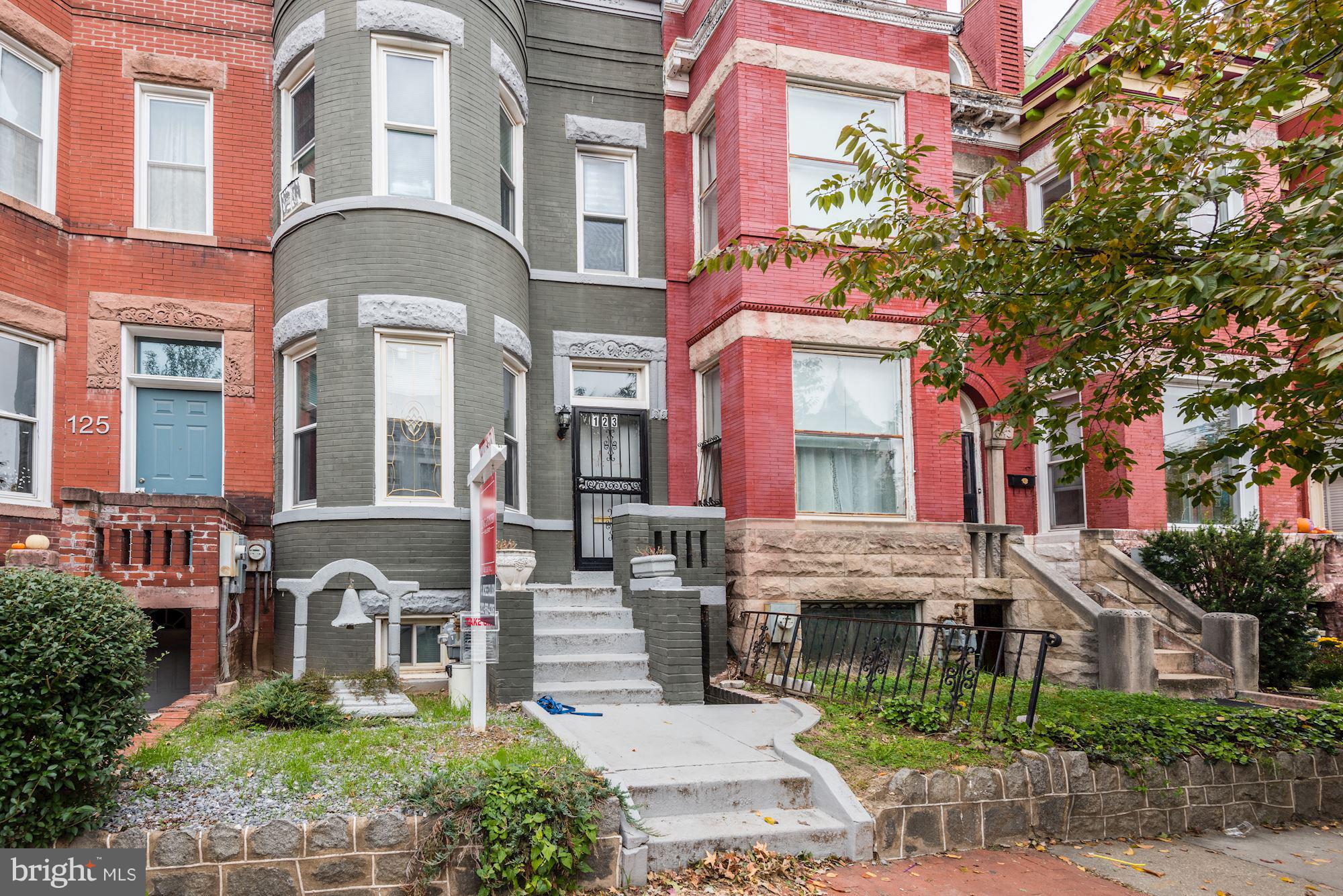 123 U Street Northwest Washington, DC 20001 - Photo 3 of 30 Exterior (Front)