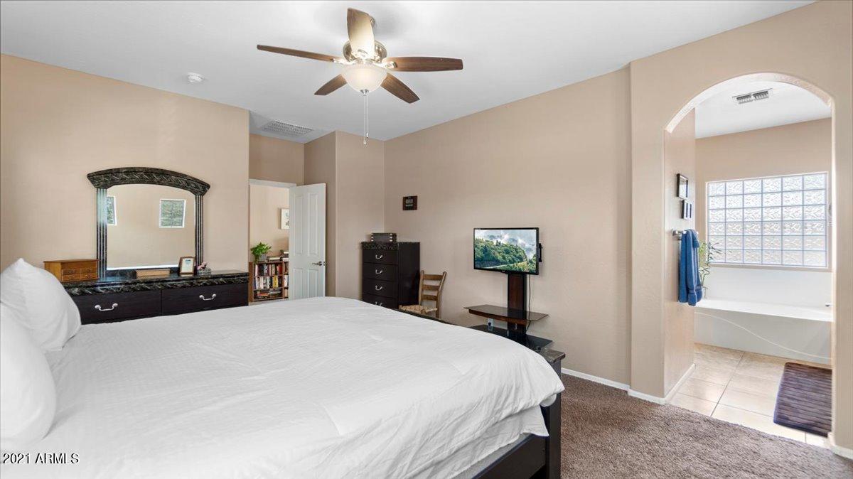 45306 West Rhea Road Maricopa, AZ 85139 - Photo 11 of 20 11-Primary Bedroom