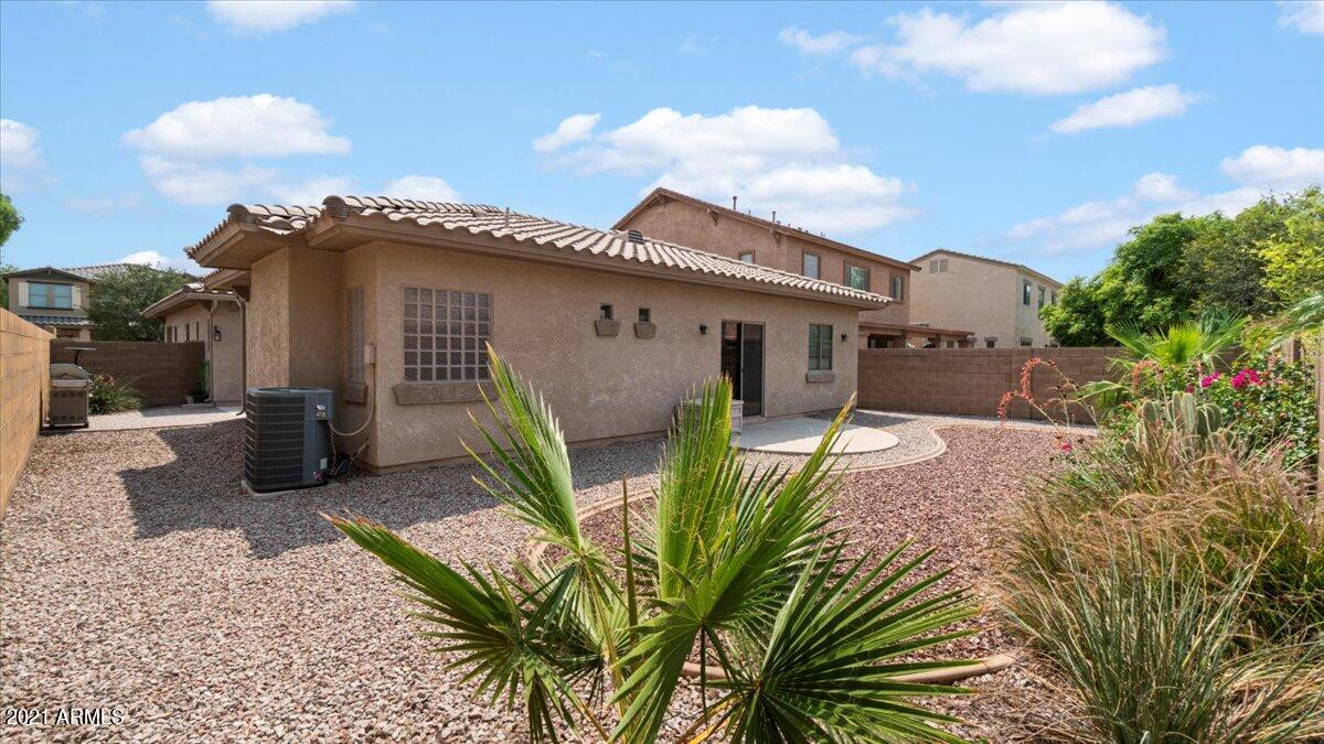 45306 West Rhea Road Maricopa, AZ 85139 - Photo 17 of 20 17-Back of Home