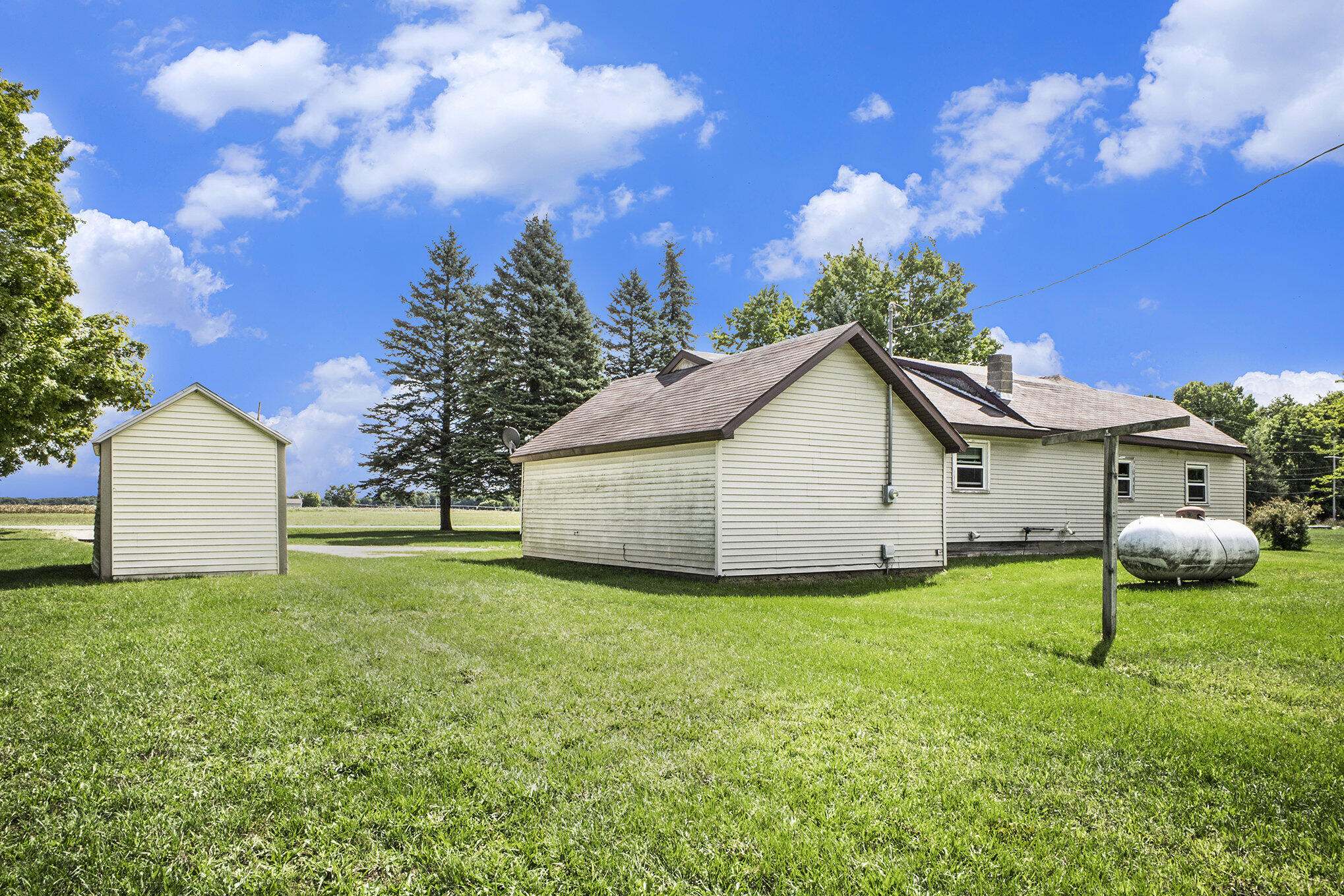 5057 North Bailey Road Coral, MI 49322 - Photo 9 of 33 024_img_8199_261