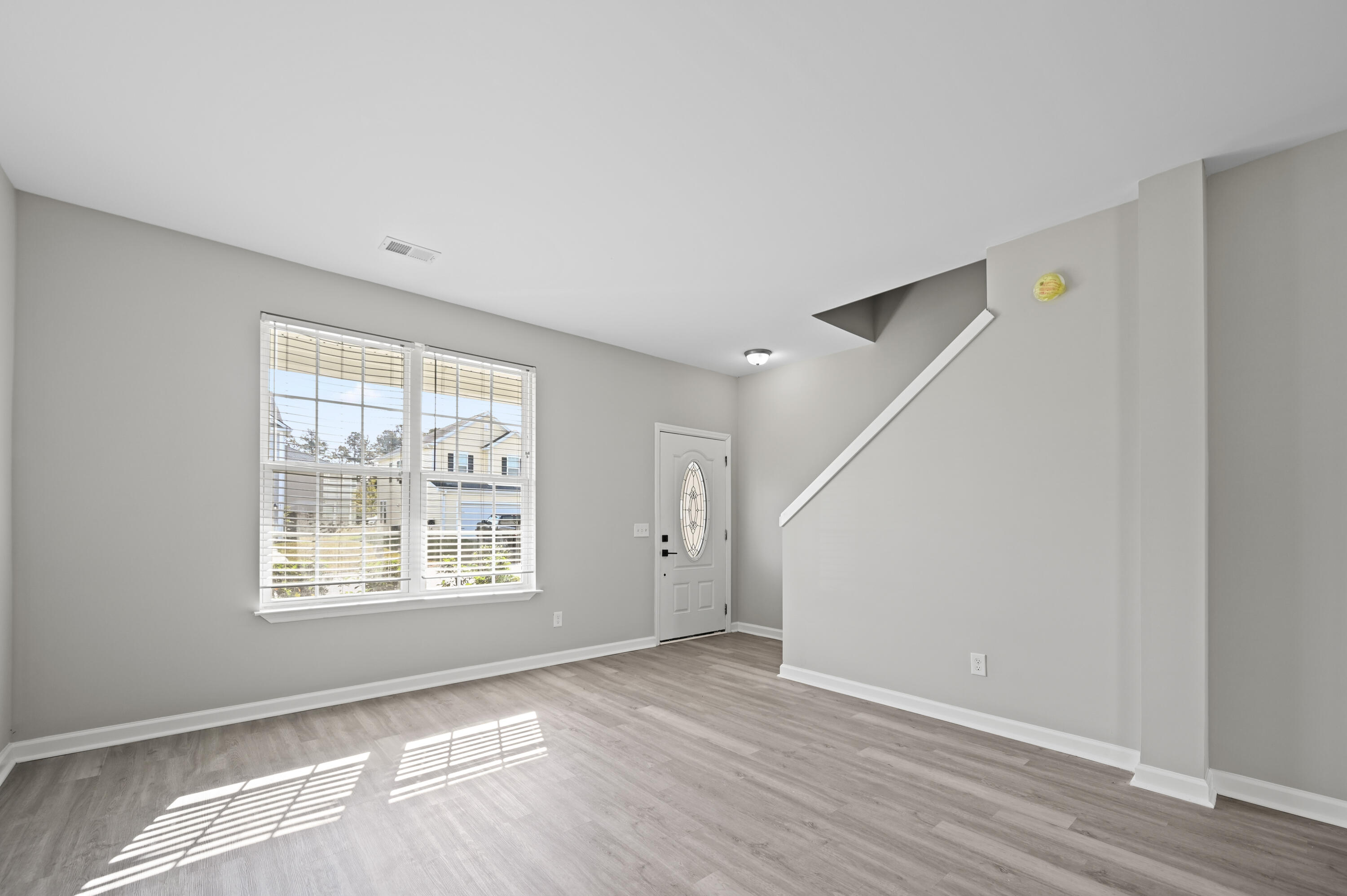 413 Forest Hills Road Summerville, SC 29486 - Photo 2 of 24 DSC_4160