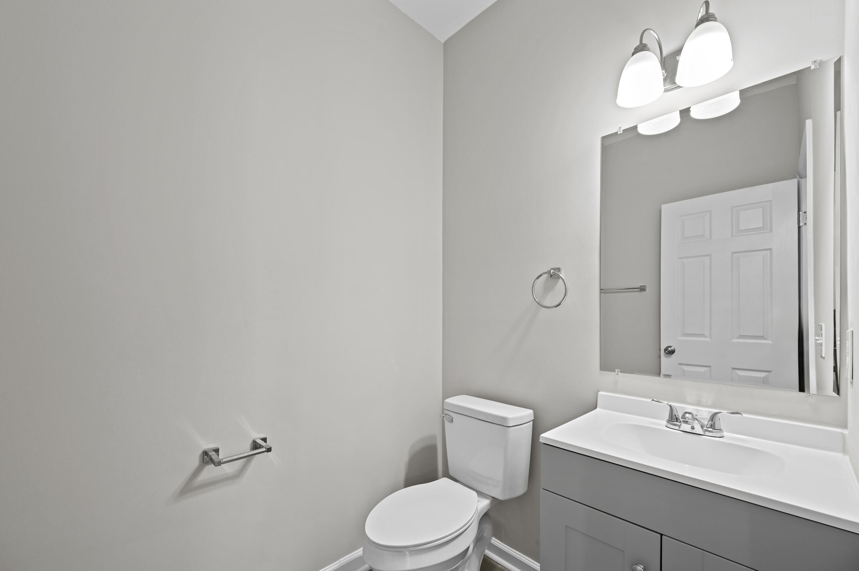 413 Forest Hills Road Summerville, SC 29486 - Photo 9 of 24 DSC_4212
