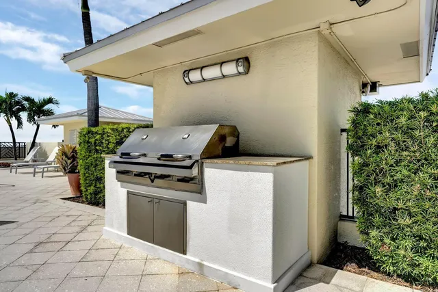 $5,875 | 225 Northeast 1st Street, Unit 211, Delray Beach, FL 33444