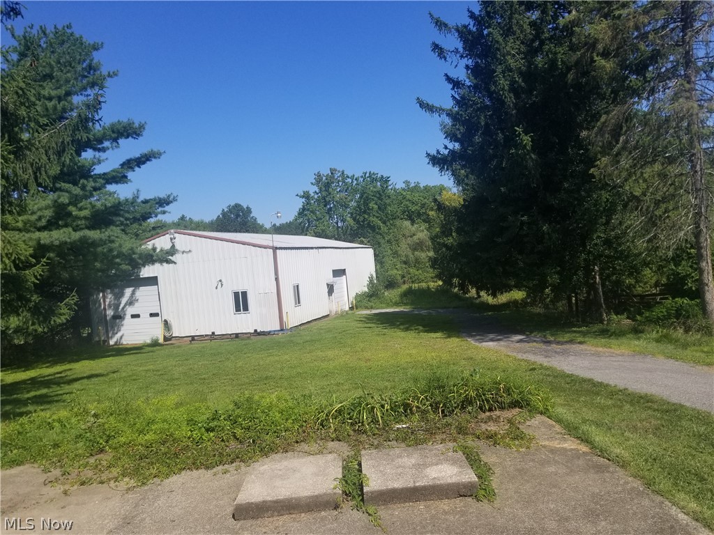 36570 Center Ridge Road North Ridgeville, OH 44039 - Photo 24 of 25