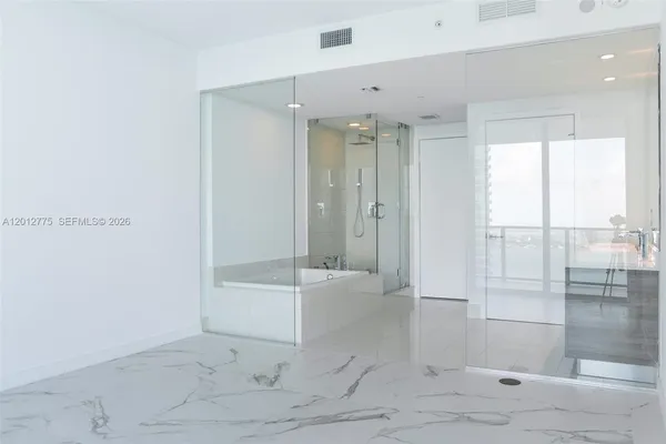 $6,200 | 650 Northeast 32nd Street, Unit 2804, Miami, FL 33137