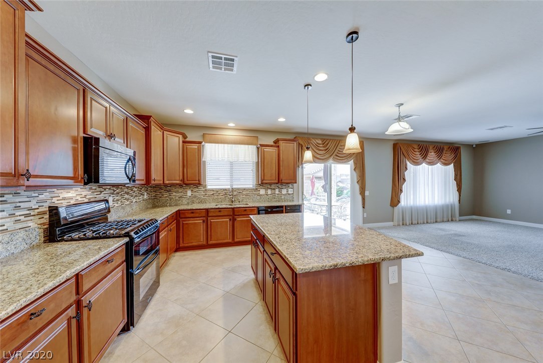 6963 Los Lagos Road Las Vegas, NV 89178 - Photo 12 of 44 Gallery Image 12