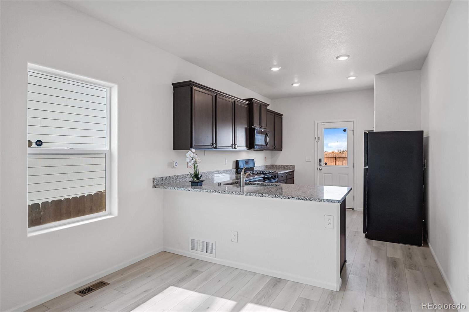 306 Walnut Street Bennett, CO 80102 - Photo 13 of 41