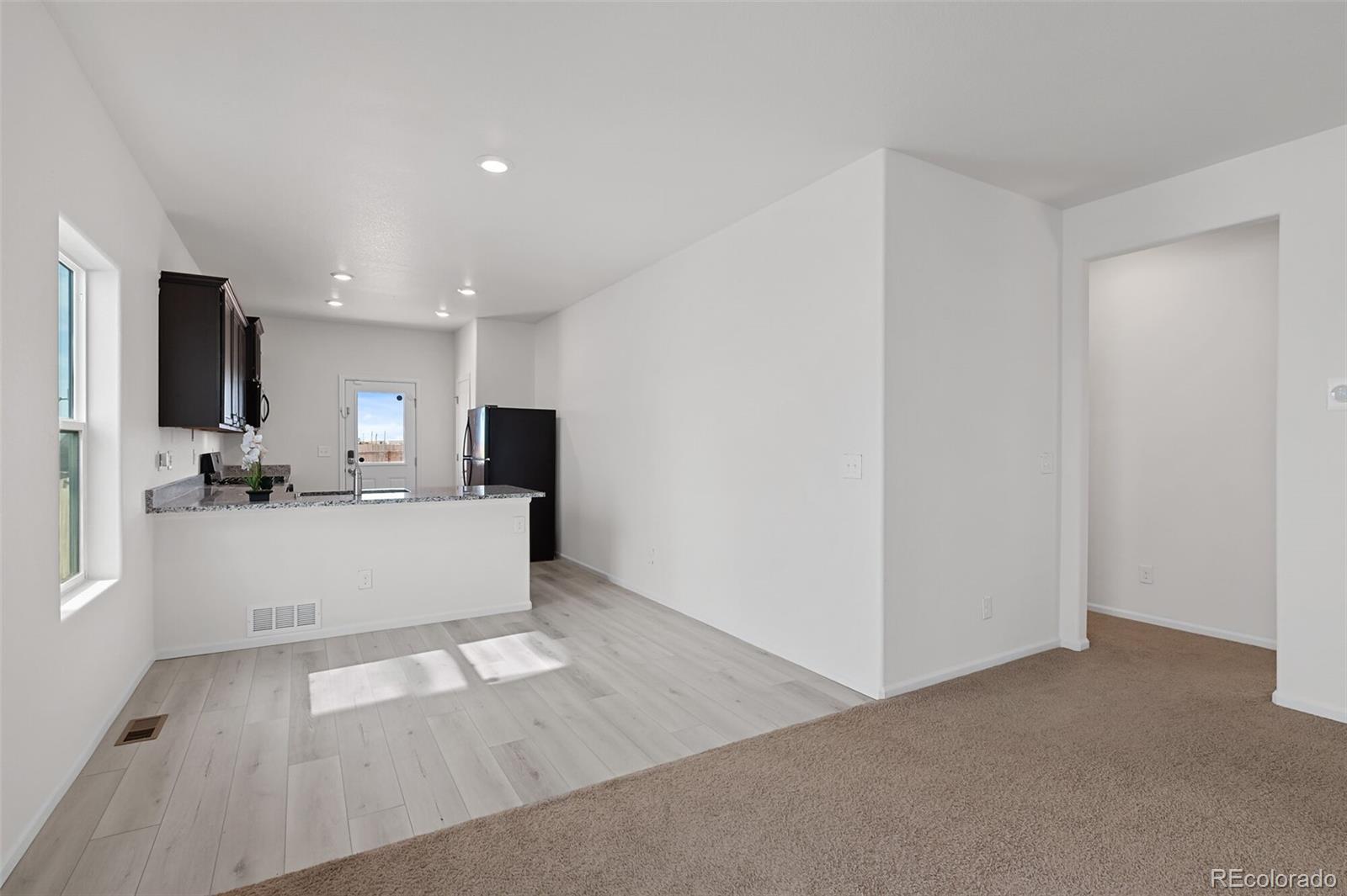 306 Walnut Street Bennett, CO 80102 - Photo 20 of 41