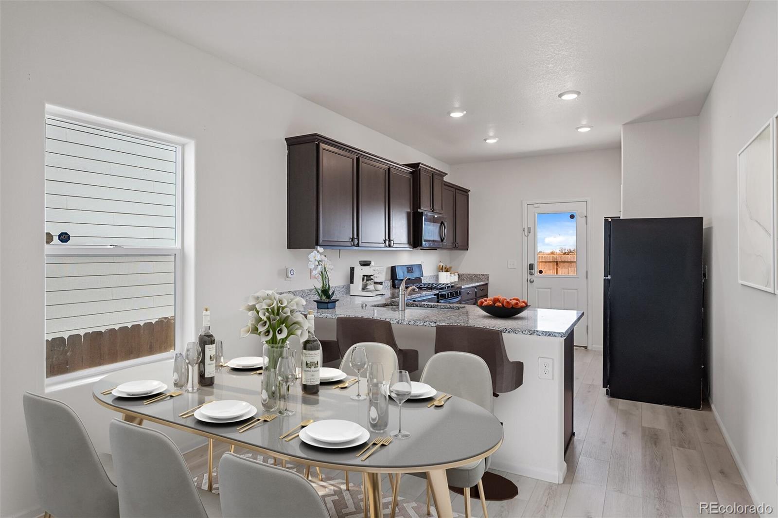 306 Walnut Street Bennett, CO 80102 - Photo 2 of 41