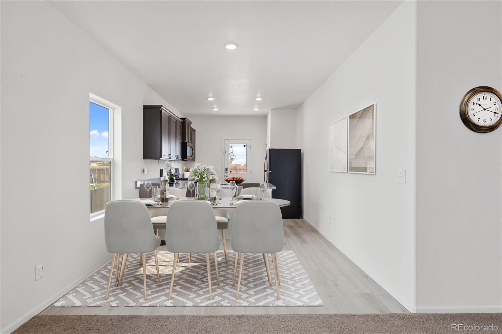 306 Walnut Street Bennett, CO 80102 - Photo 4 of 41