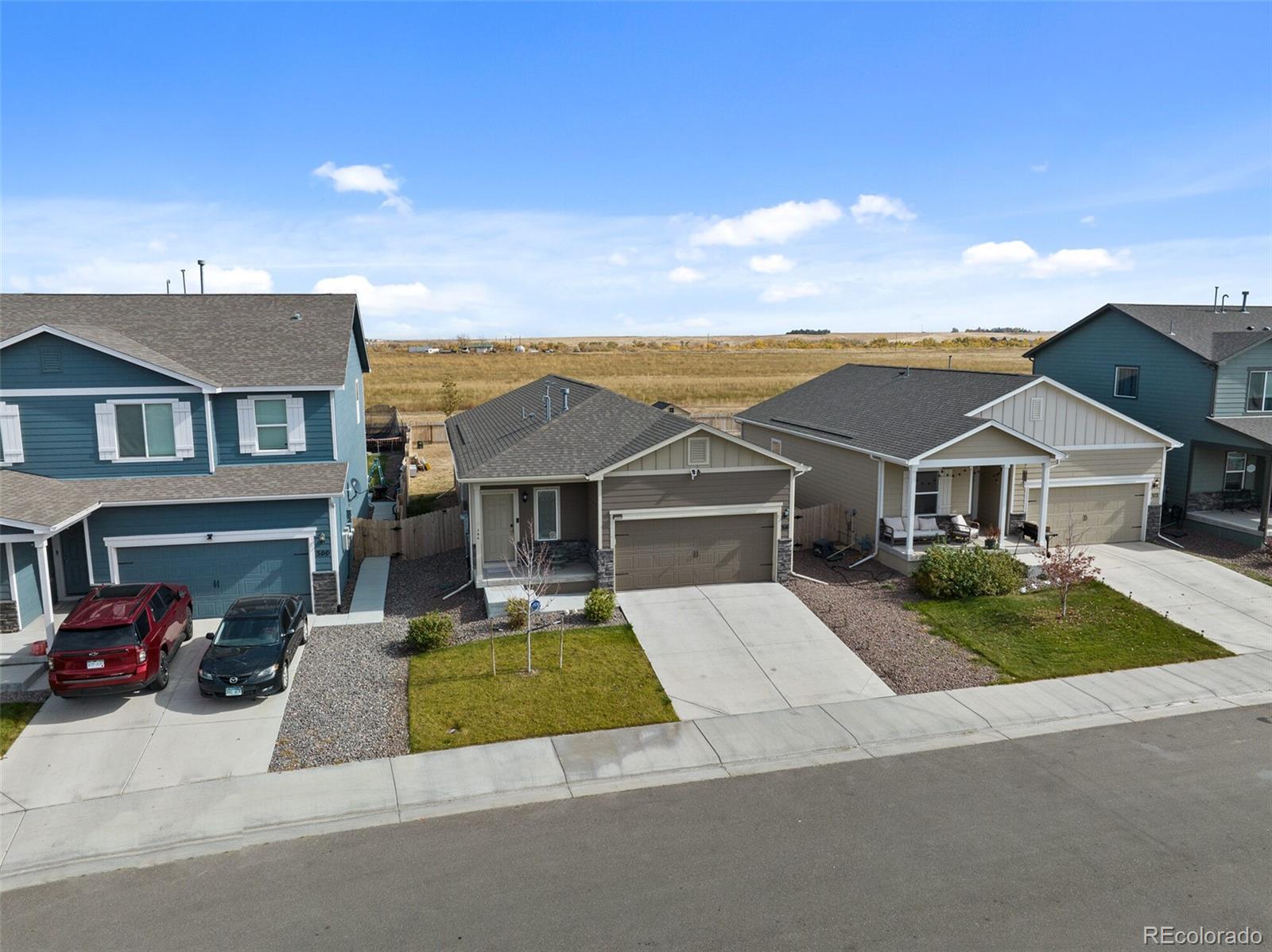 306 Walnut Street Bennett, CO 80102 - Photo 6 of 41