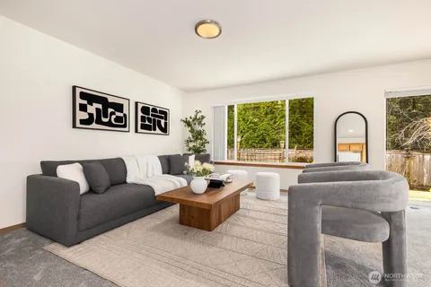 $545,000 | 923 Sarah Court Northwest, Olympia, WA 98502