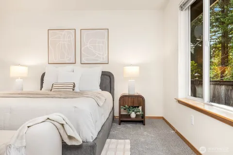 $545,000 | 923 Sarah Court Northwest, Olympia, WA 98502