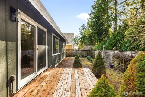 $545,000 | 923 Sarah Court Northwest, Olympia, WA 98502