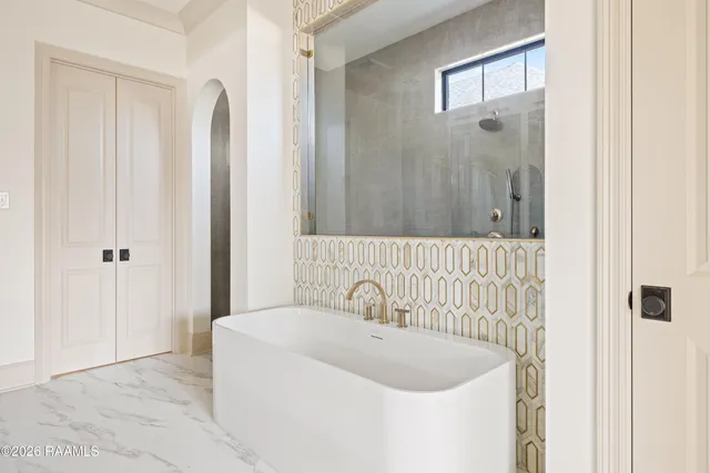 $929,000 | 309 Sunset Palm Court, Youngsville, LA 70592