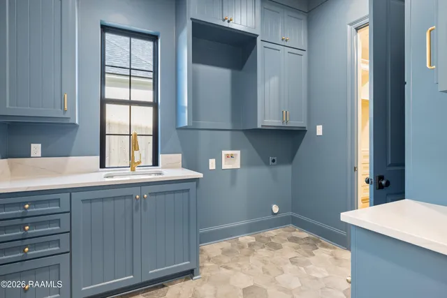 $929,000 | 309 Sunset Palm Court, Youngsville, LA 70592