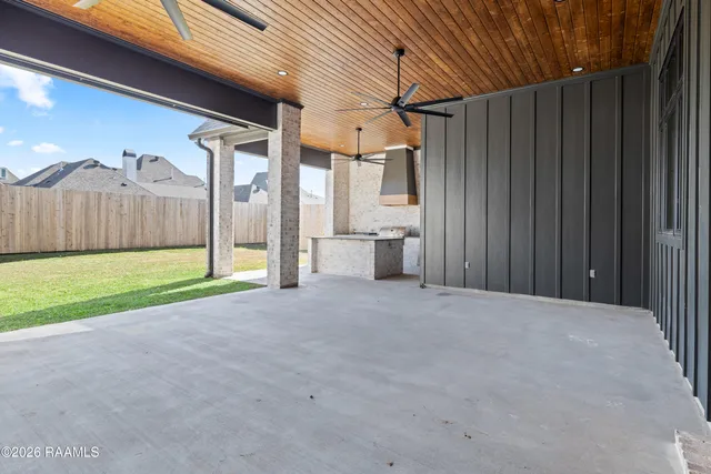 $929,000 | 309 Sunset Palm Court, Youngsville, LA 70592