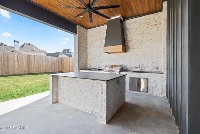 $929,000 | 309 Sunset Palm Court, Youngsville, LA 70592