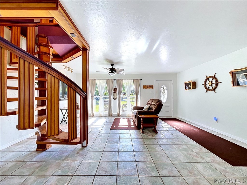 11590 North Kayak Point Inglis, FL 34449 - Photo 18 of 87
