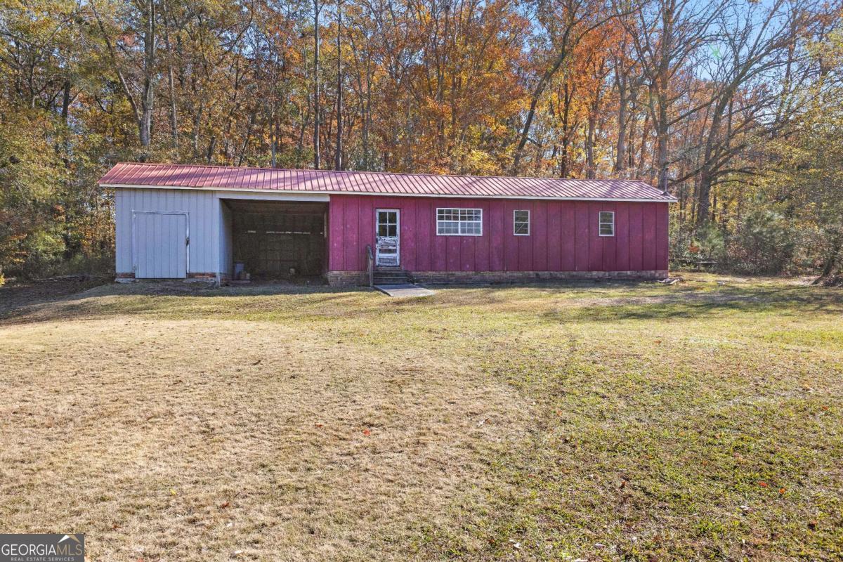 2540 Hannahs Mill Road Thomaston, GA 30286 - Photo 48 of 76 a view of a yard
