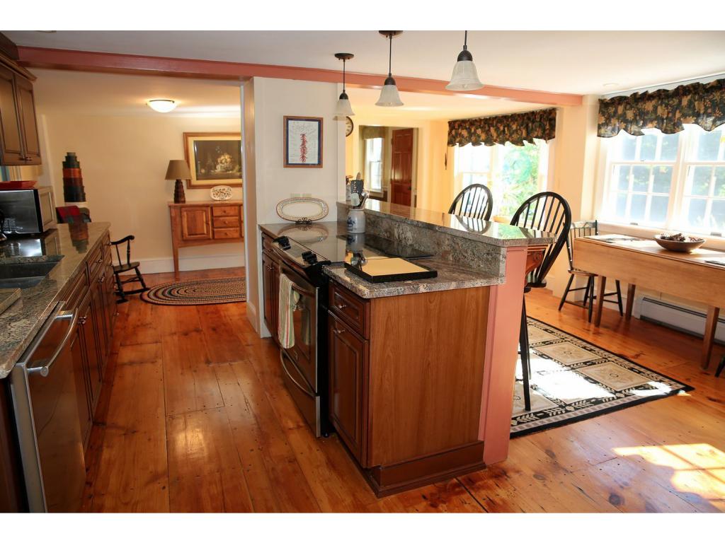 73 Exeter Road North Hampton, NH 03862 - Photo 2 of 35