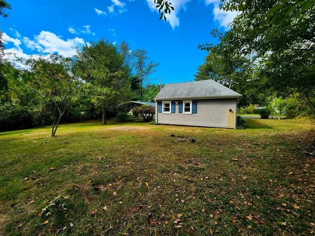 $279,000 | 111 High Street, Freetown, MA 02702