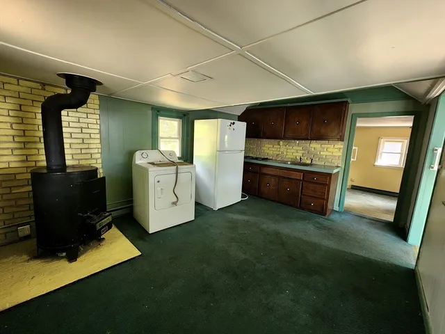 $279,000 | 111 High Street, Freetown, MA 02702