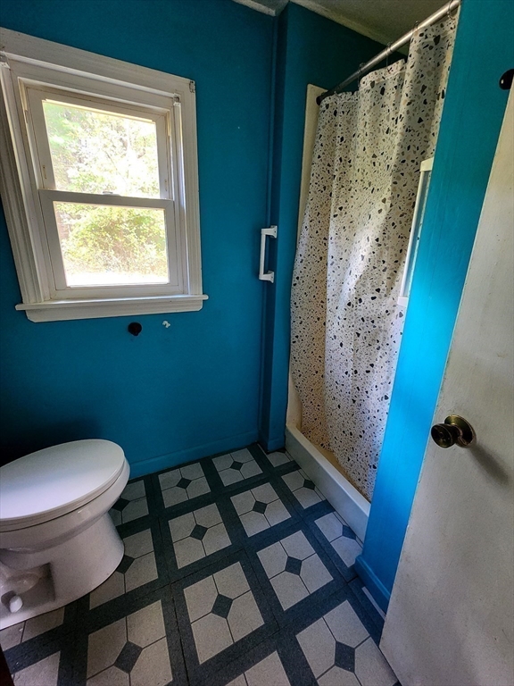 117 High Street Freetown, MA 02702 - Photo 8 of 13