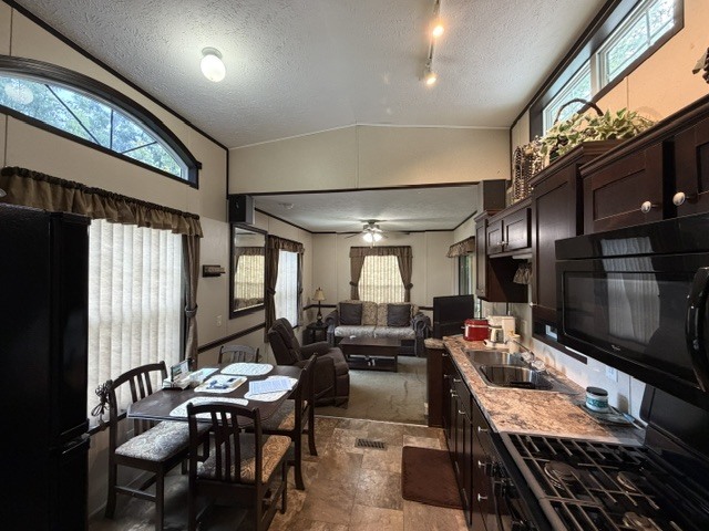 2795 East 28th Road Marseilles, IL 61341 - Photo 13 of 75 Gallery Image 13